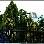 Pedra 3*