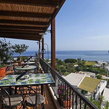 Pedra Aparthotel Stromboli