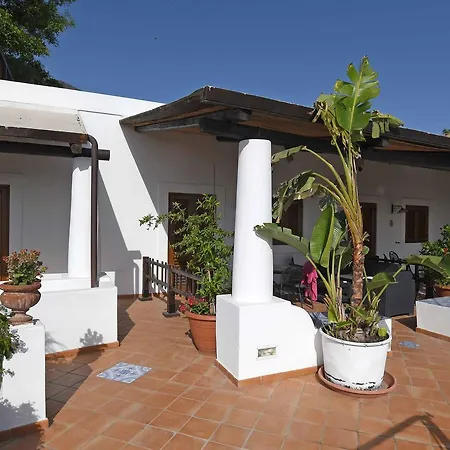 Pedra Aparthotel Stromboli