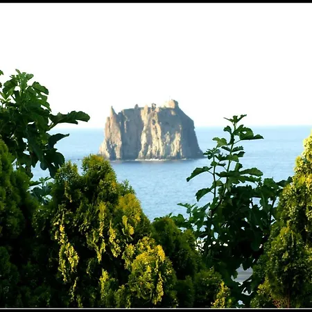 Апарт-отель Pedra Стромболи