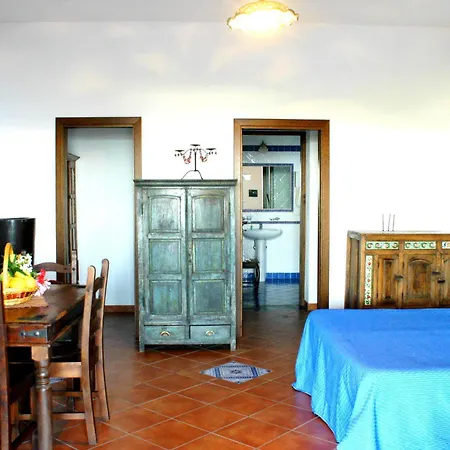 Pedra Aparthotel 3*
